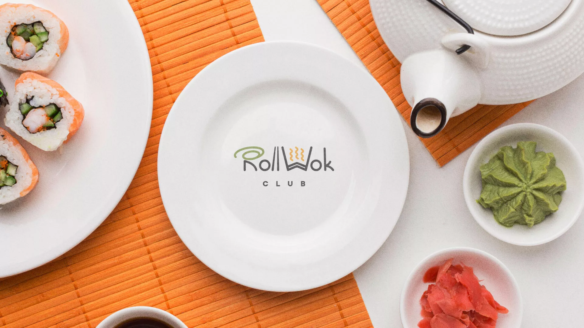 Разработка логотипа и фирменного стиля суши-бара «Roll Wok Club» в Балашихе
